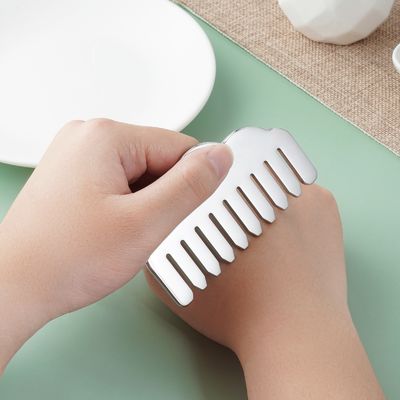 Ατσάλι από ανοξείδωτο χάλυβα Gua Sha Hair Comb Heart Shape Scalp Massage Tool για εξοπλισμό μασάζ κεφαλιού
