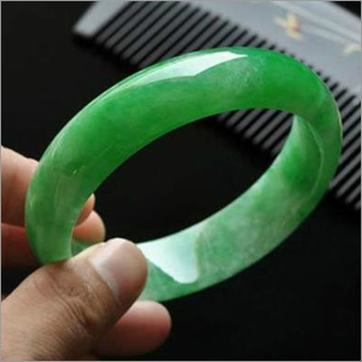 Προσαρμοσμένα Κρυστάλλινα Λίθοι Icy Emerald Green Jade Bangle Bracelet OEM ODM Αποδεκτό