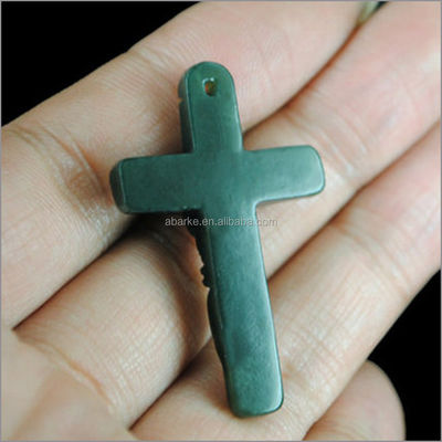 Φυσικό πράσινο HeTian Jadee Pendant Carved Jesus Christ Cross Pendant Necklace Κοσμήματα μόδας για άνδρες και γυναίκες