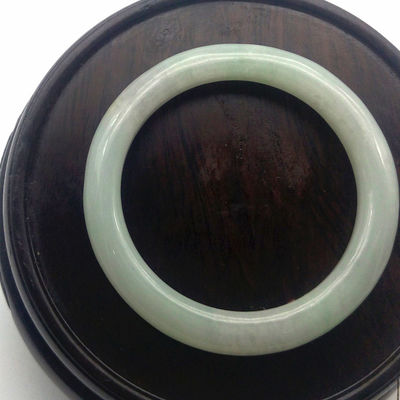 Φορητό αυθεντικό μπουρμανικό βραχιόλι Jadeite Jade Baby για αποδοχή OEM ODM