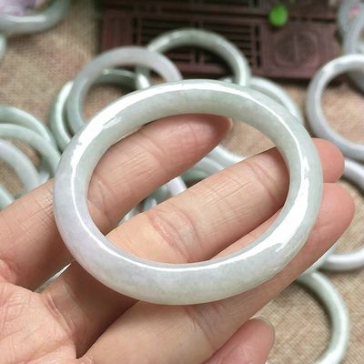 Φορητό αυθεντικό μπουρμανικό βραχιόλι Jadeite Jade Baby για αποδοχή OEM ODM