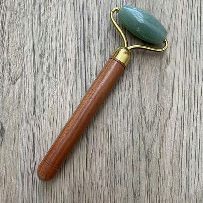 Πράσινο Αβεντουρίνη Jade Face Roller Προστασία δέρματος προσώπου Jade Μασάζ εργαλείο με ξύλινο λαβή για εξατομικευμένο λογότυπο διαθέσιμο