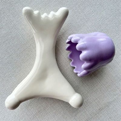 OEM/ODM X σχήμα κεραμικής Gua Sha ξύρισμα μασάζ σαλόνι ομορφιάς απαραίτητο για χαλάρωση του προσώπου
