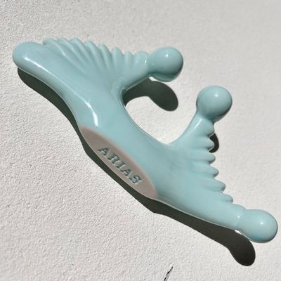 Μπλε κεραμικό Gua Sha Μέσο μασάζ για λεμφική αποστράγγιση και αναζωογόνηση της ομορφιάς του δέρματος