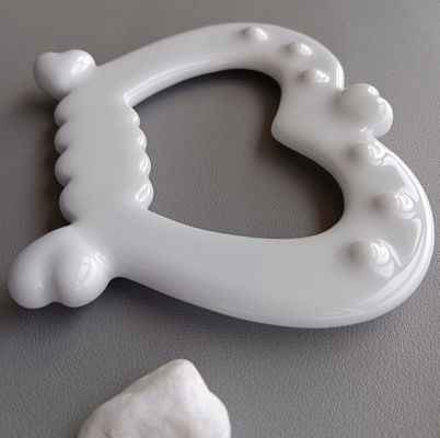 Απολαύστε τα οφέλη του Customized Logo Ceramic Gua Sha Stone για μυϊκό μασάζ