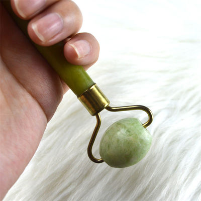 Xiuyan Jade Φροντίδα δέρματος Jade πέτρα προσώπου θεραπεία ματιών δέρματος Tightening σπα απομάκρυνση ρυτίδων Μασάζ Face Roller με λαβή λουλουδιών
