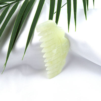 Xiuyan Jade Μασάζ Comb 9.2cm*4.6cm Μέγεθος Ελαφρύ πράσινο χρώμα Προωθεί την κυκλοφορία του αίματος και βελτιώνει τον ύπνο
