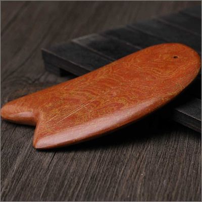 Κόκκινο Bian Stone Gua Sha εργαλείο για ξύσιμο μασάζ σώμα 10,5cm*6cm*0,7cm μήκος